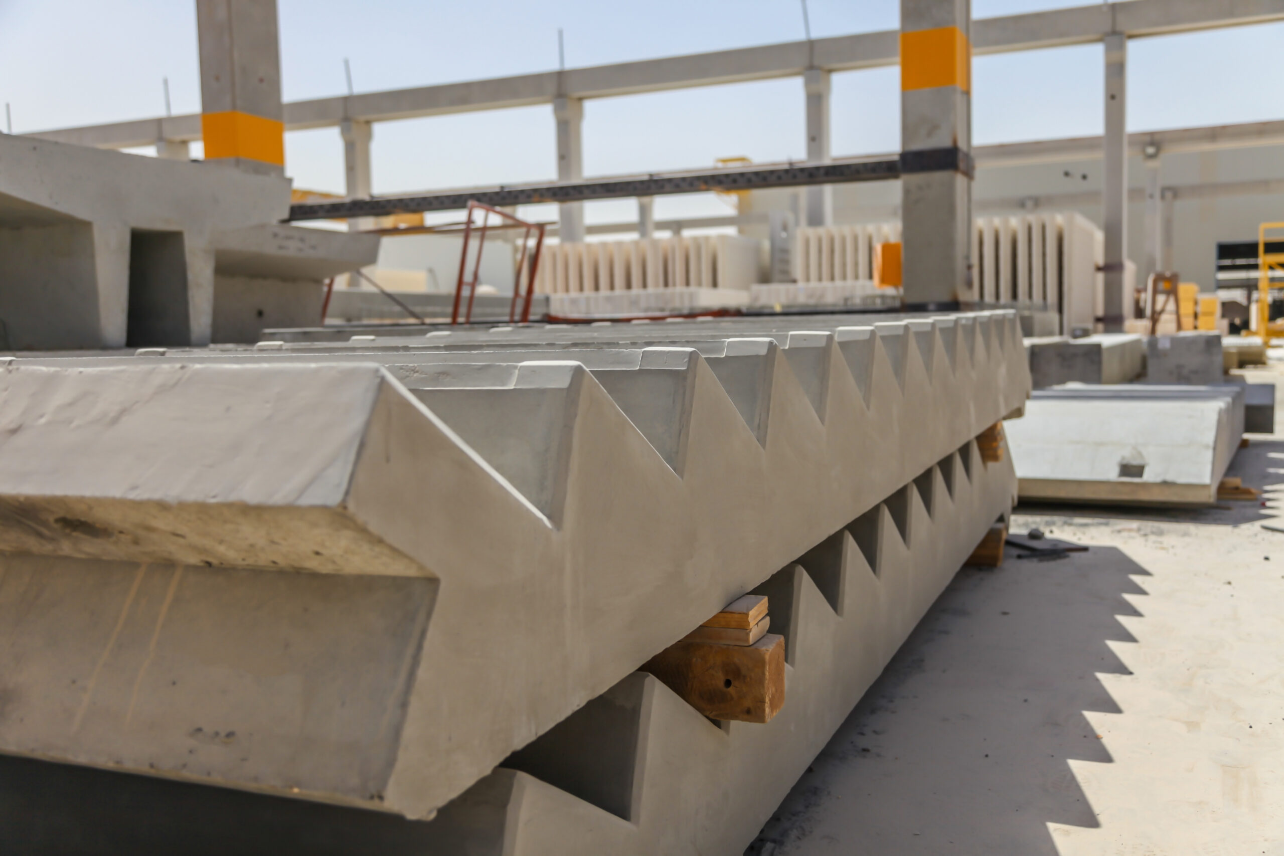 Master Builders Solutions presenterar ett nytt betongtillsatsmedel, MasterCO2re™ 5210, som är särskilt anpassat efter kraven på betongelementproducenter och som bidrar till förbättrad reologi och robusthet i betong med nya ballastmaterial.