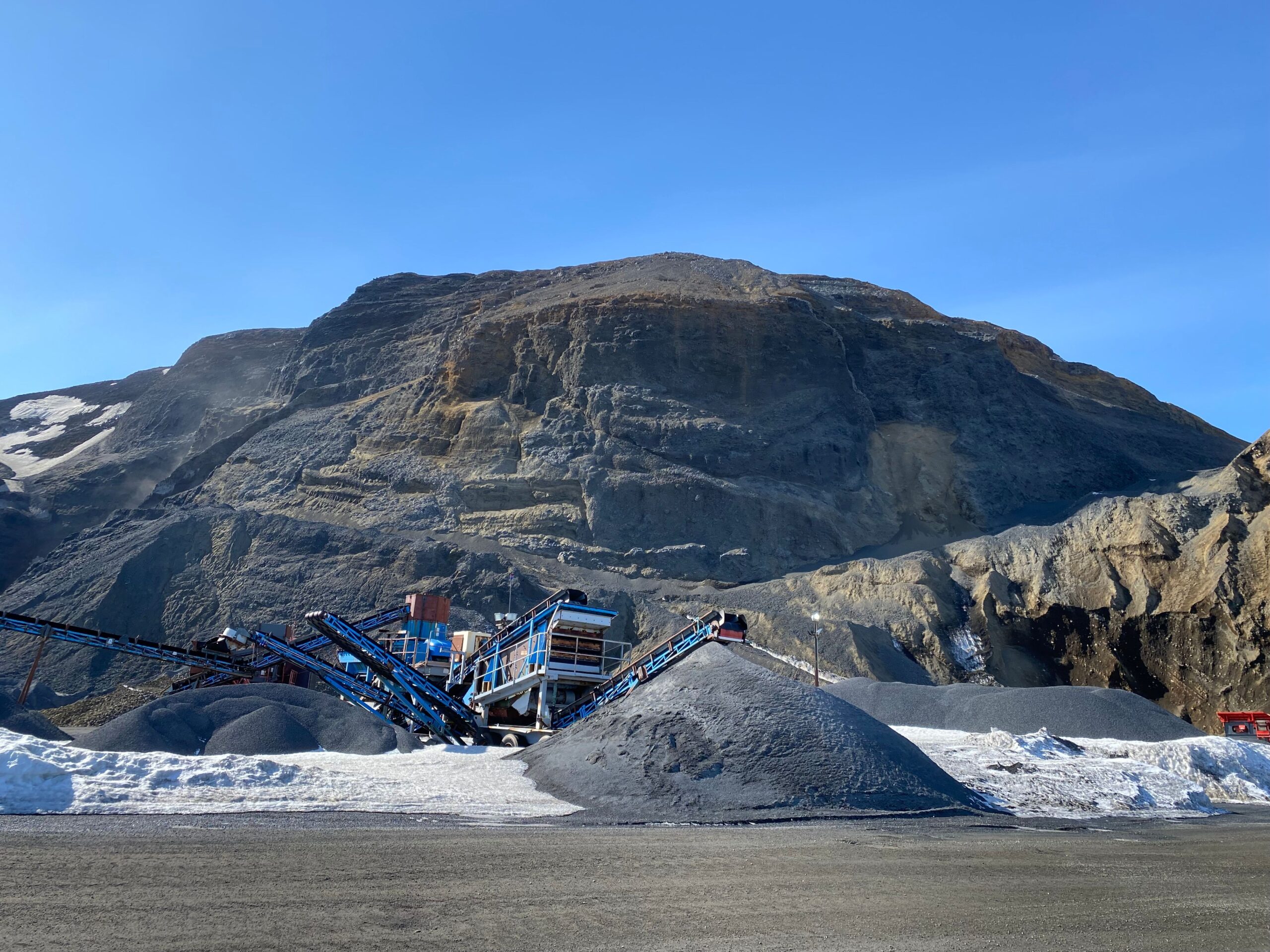 Heidelberg Materials lanserar under hösten 2024 en ny cementprodukt med iblandning av ett vulkaniskt material från Island.