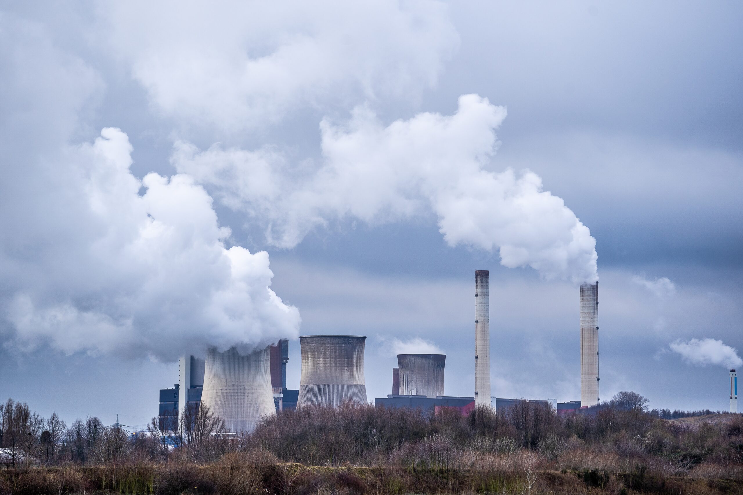 Norge förbjuder fossil gas för byggvärme – påverkar betonghärdning och driver på klimatsmarta lösningar i byggbranschen.