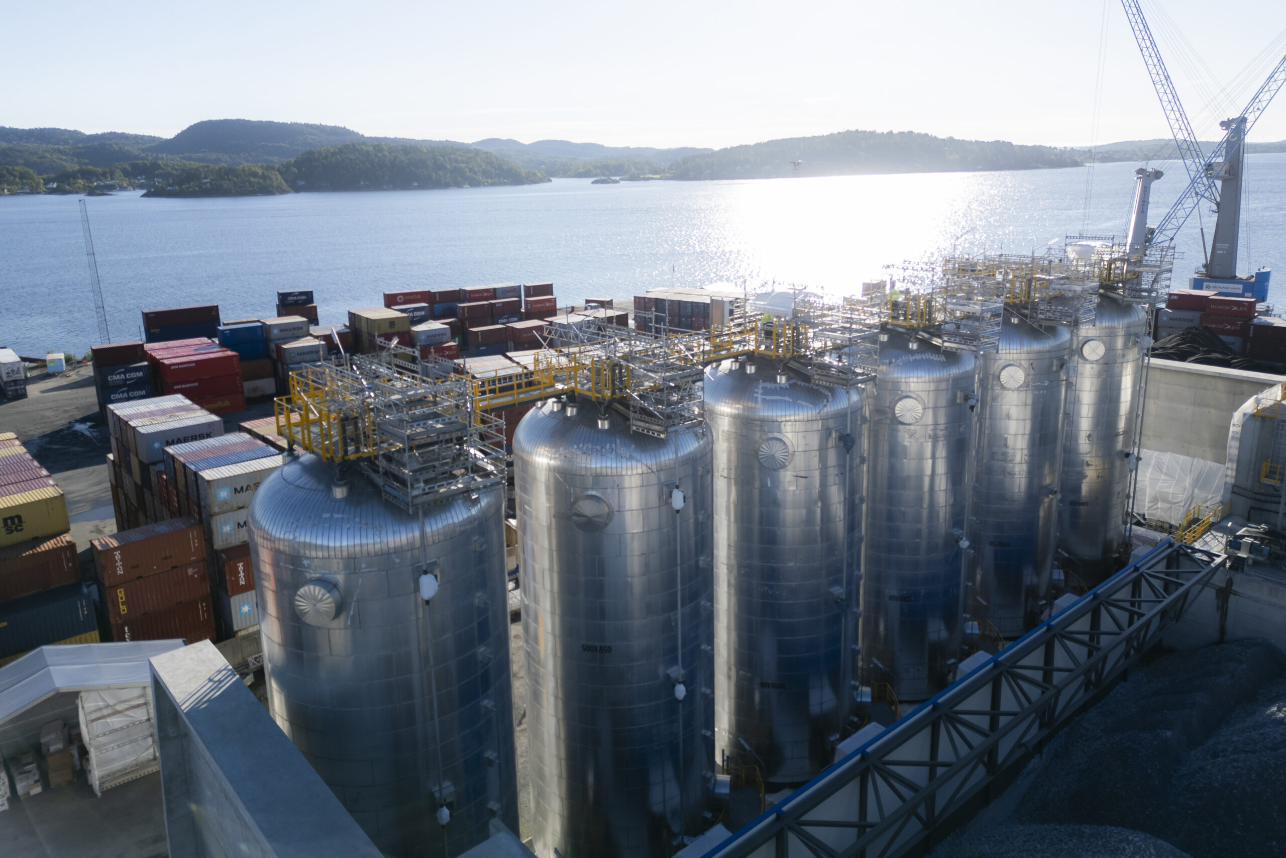 Första CCS-anläggningen för cement i full skala invigd i Norge – Heidelberg Materials planerar ännu större projekt på Gotland.