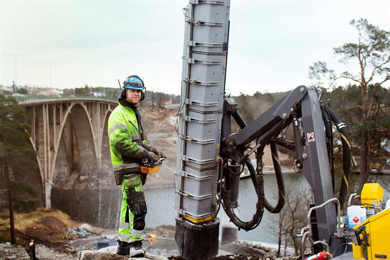 När Stockholms Storstockholms brandförsvar, SSBF, stoppade Bellman Groups sprängningsarbeten saknade de lagstöd. Det fastslår nu Förvaltningsrätten. (Foto: Bellman Group)