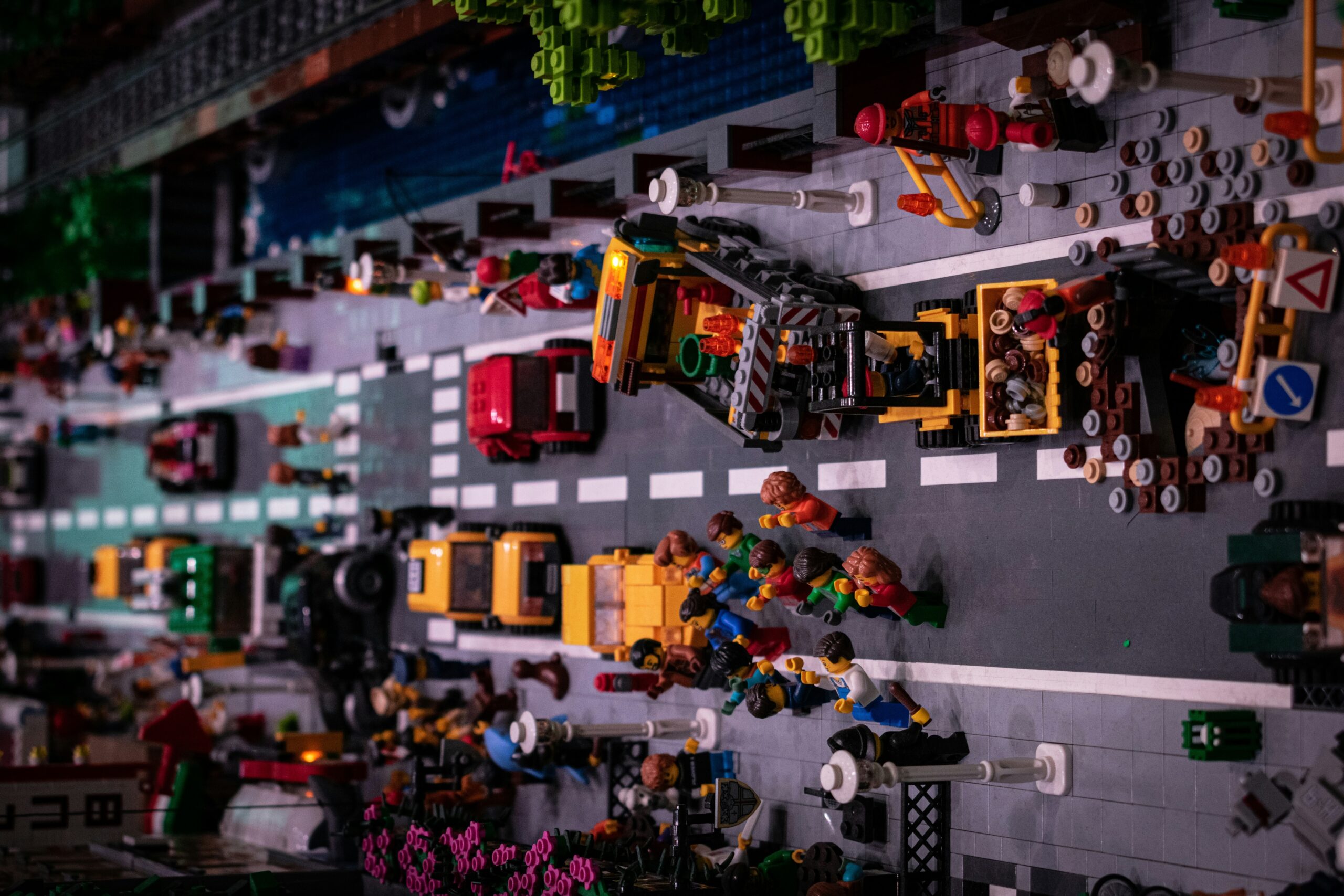 I den bästa av världar rullar infrastrukturen obemärkt på. Utan tidsförseningar eller haltande kostnader. (Foto: Unsplash)