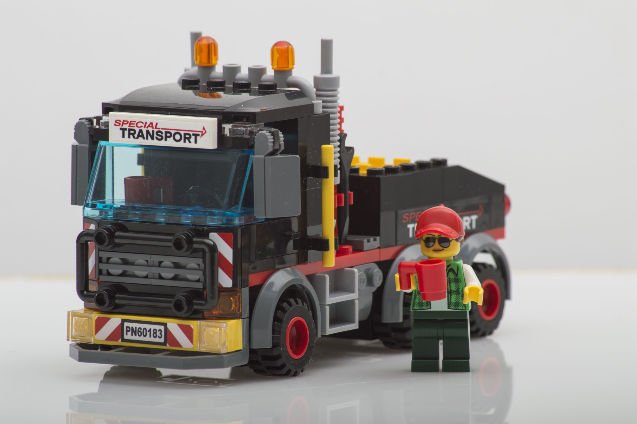 SCB:s Byggindex visar att kostnadstrycket i byggsektorn i allt högre grad drivs av transporter och omkostnader snarare än material. (Foto: Pixabay)