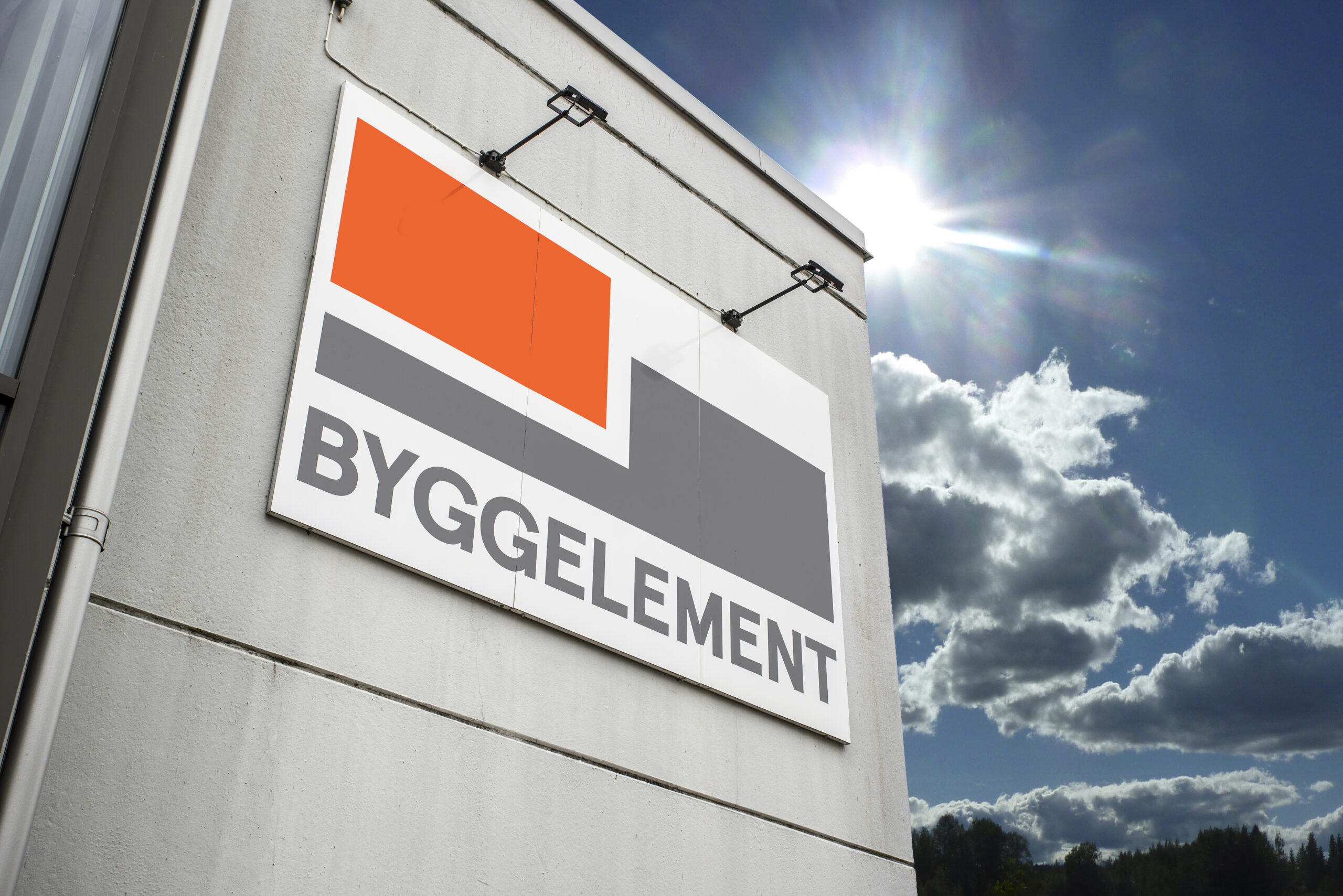 Byggelement satsar på Norge med klimatförbättrad prefab, automatiserad produktion och långsiktiga planer trots en pressad byggmarknad.