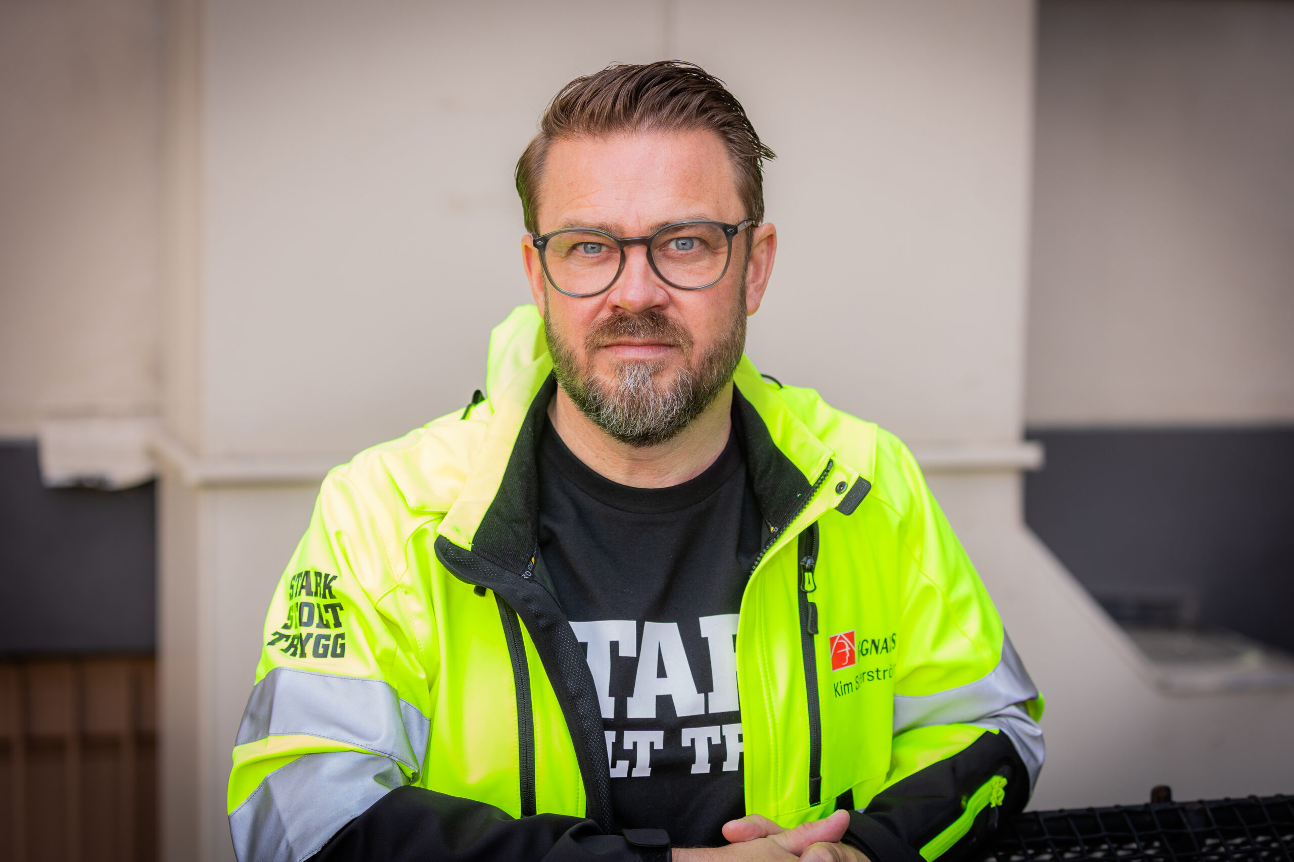 De långa underentreprenörsleden måste bort, konstaterar Byggnads förbundsordförande Kim Söderström. (Foto: Byggnads)