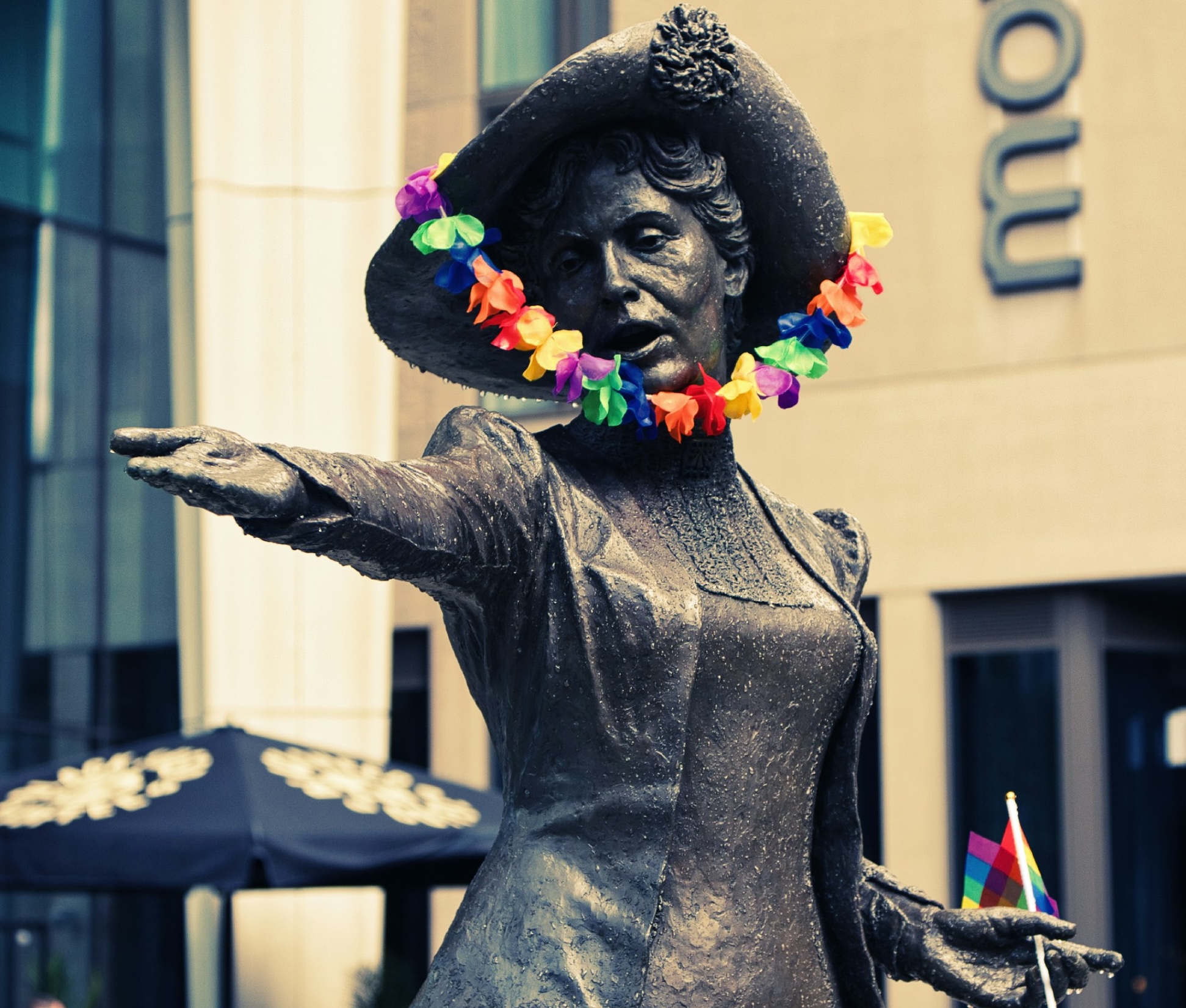 Emmeline Pankhurst, förgrundsgestalt i kampen för kvinnlig rösträtt, har fortfarande bäring på frågan om kvinnors inflytande. (Foto: Unsplash)
